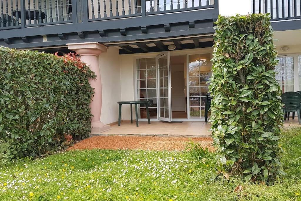 Appartement 1-Appt Avec Piscine A St-Jean Pays-Basque à Uhart-Cize Extérieur photo
